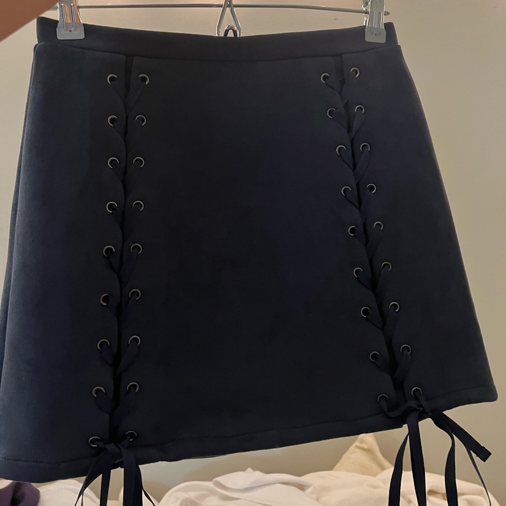 HONEY PUNCH SUEDE MINI SKIRT